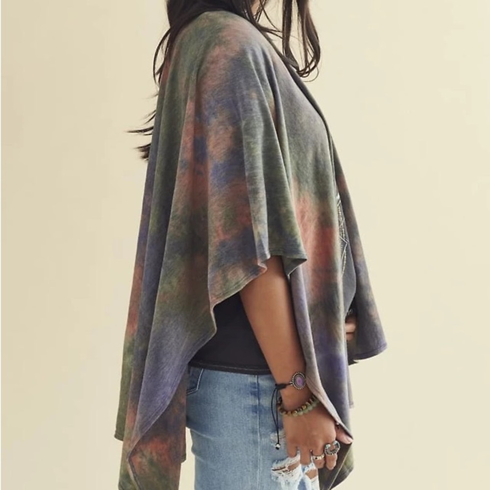 Elegant Multicolor Women's Poncho